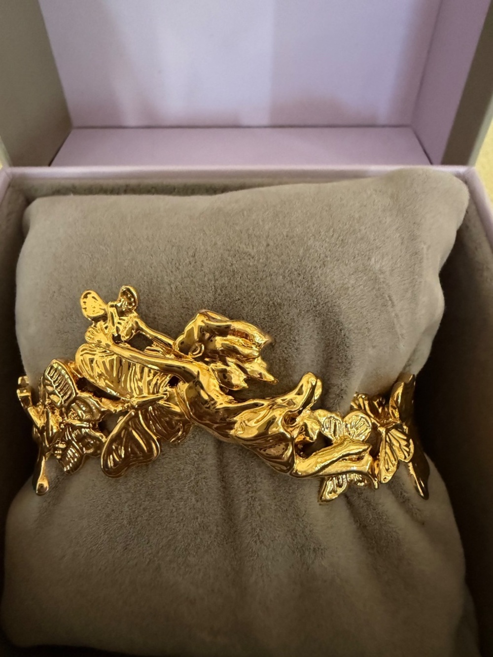 Angela Mia Lift Her With Butterflies 18K Gold Plate Bracelet Box Pouch